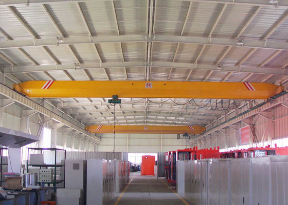 10トンの単一のガードの天井クレーン/電気鋼鉄研修会の天井クレーン